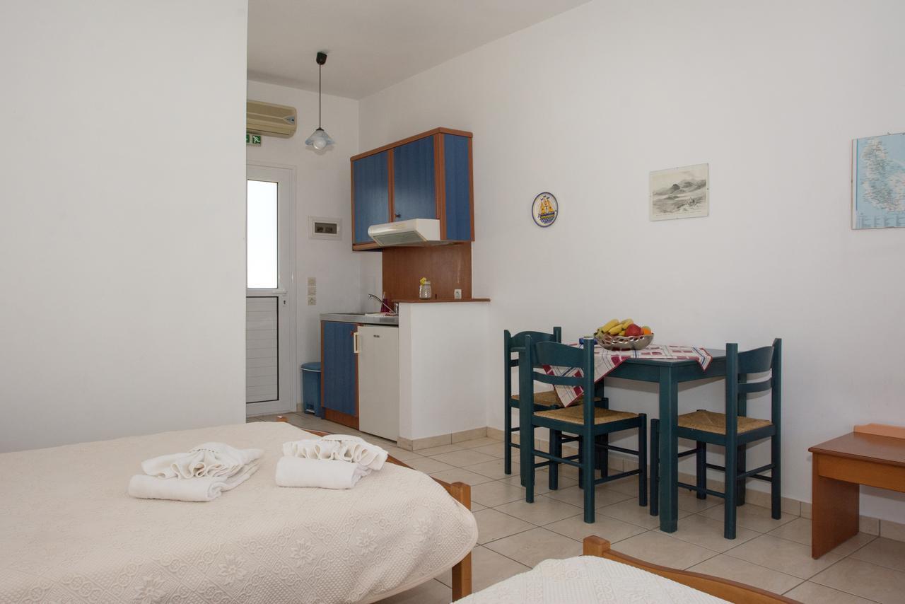 Contaratos Holiday Lettings 3 Λιβάδι Κυθήρων Εξωτερικό φωτογραφία